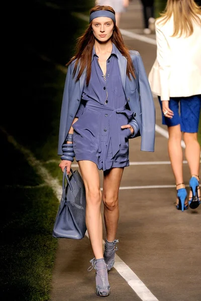 Look 34